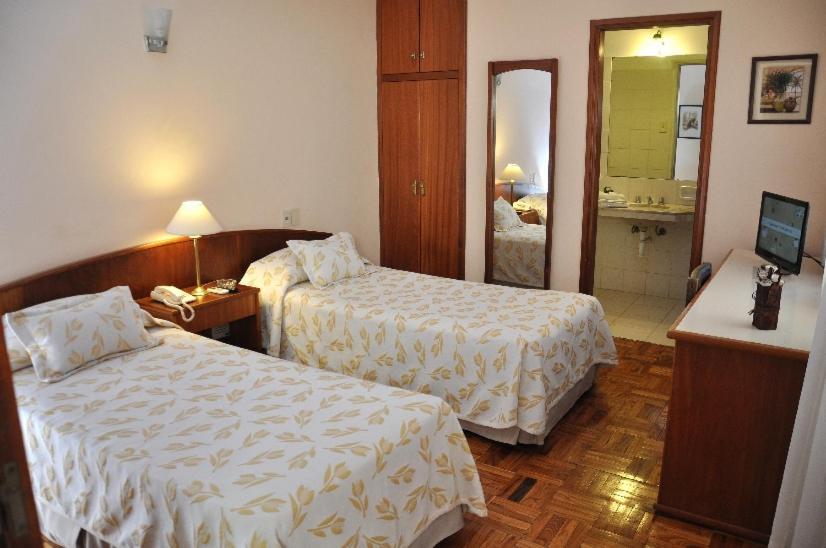 Hotel Los Cedros ซัลโต ภายนอก รูปภาพ